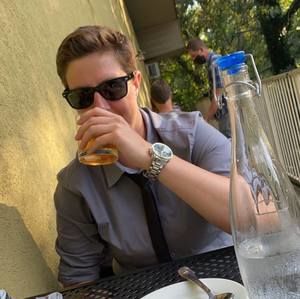 Meet your Posher, Allison